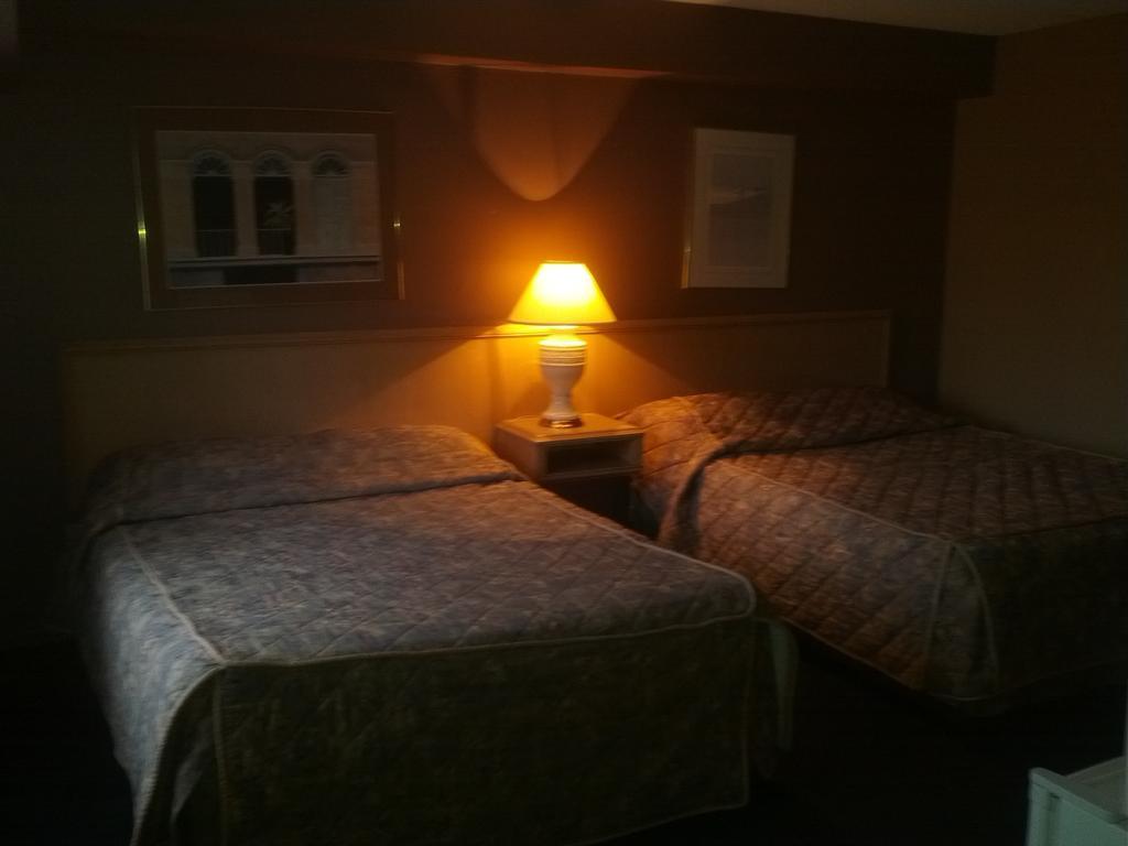 Admiral Inn By The Falls Niagara Falls Cameră foto