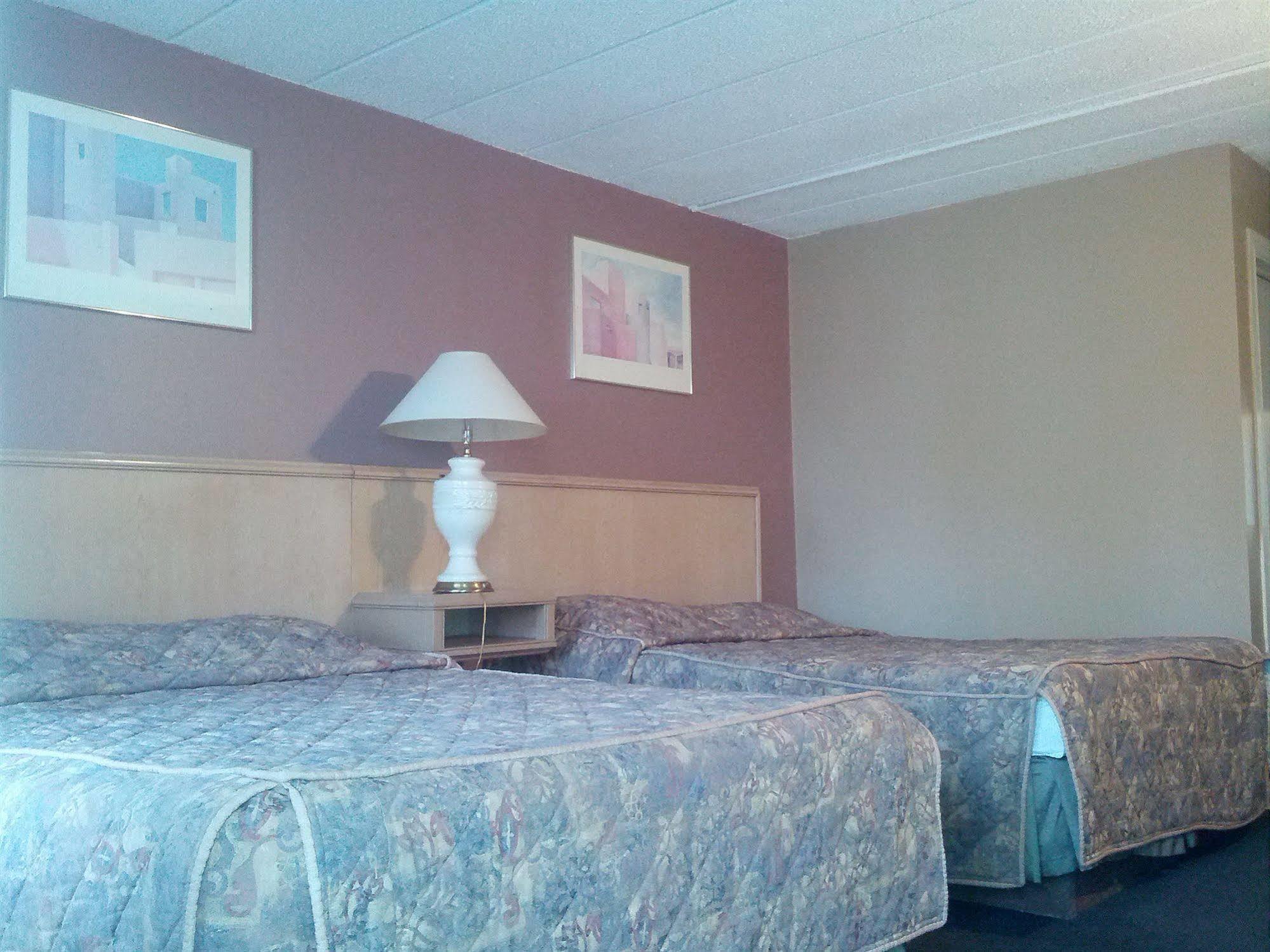 Admiral Inn By The Falls Niagara Falls Exterior foto